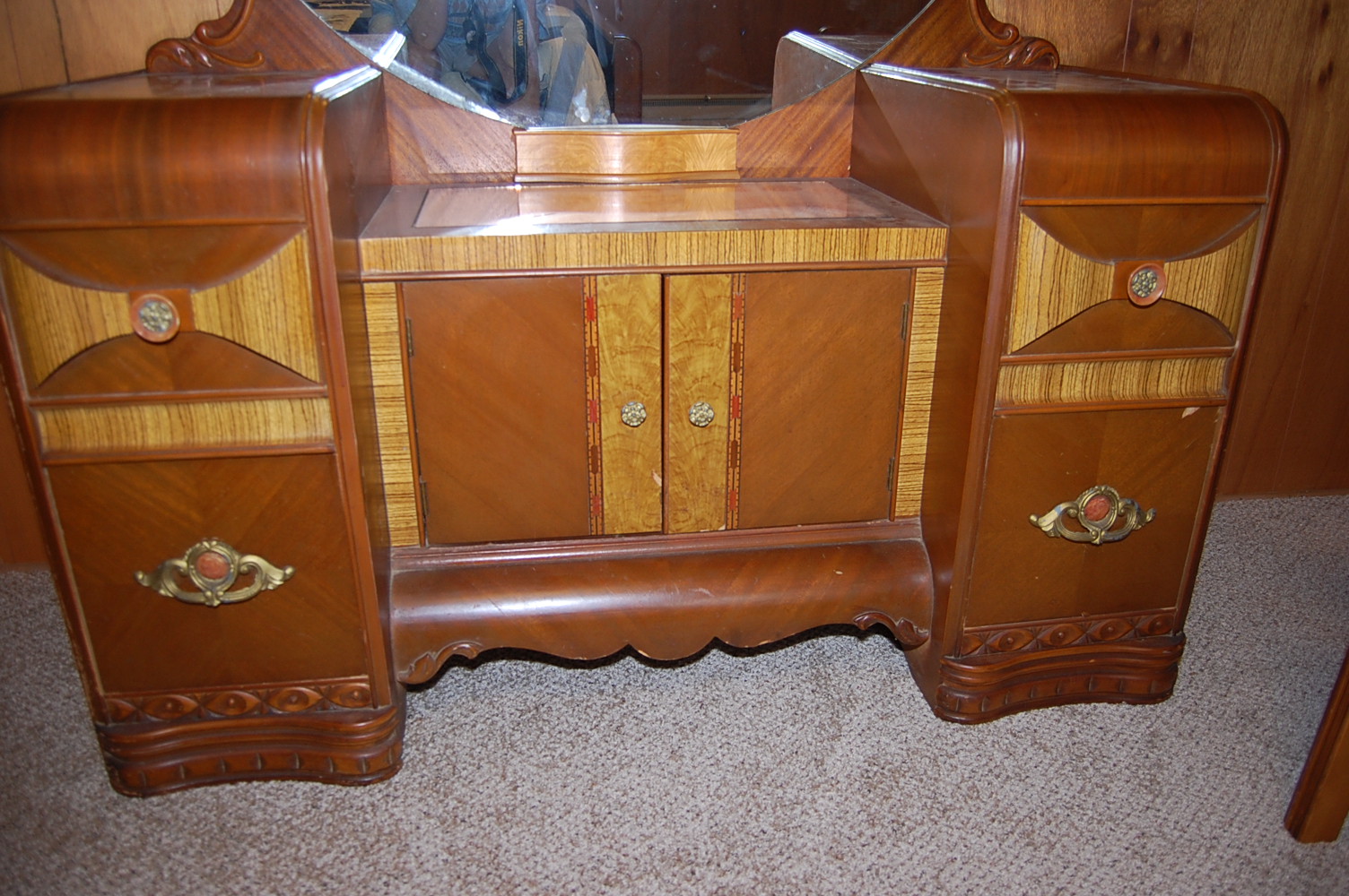 1945 Bassett bedroom set InstAppraisal